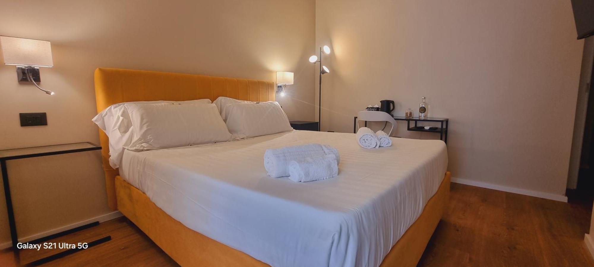 Eva Luxury Suite Каляри Екстериор снимка